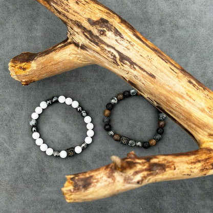 Spartan Set heren armbanden van Stoney Bracelets. Opvallend door de zilveren kralen. Setfoto